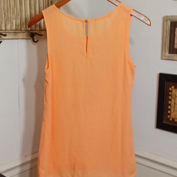 Maurices FLAWED embroidered tank top style blouse - Picture 6 of 7